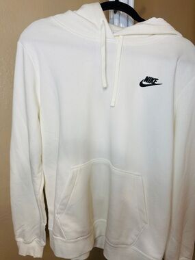 Nike White Crewneck Pullover Sweatshirt with Black Swoosh